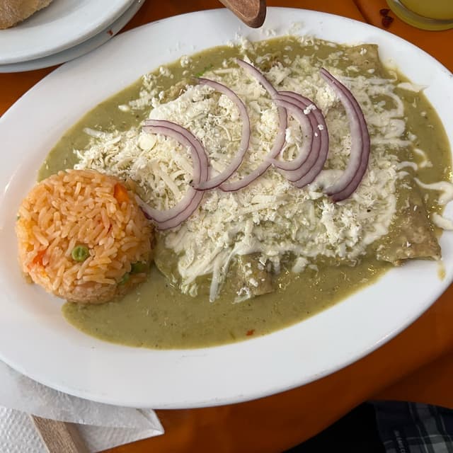 Photo of the dish “Enchiladas suizas”