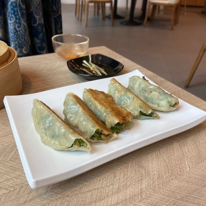 photo of D'life Signature 蔬品軒 Gyoza shared by @dafnelately on  19 Mar 2023 - review