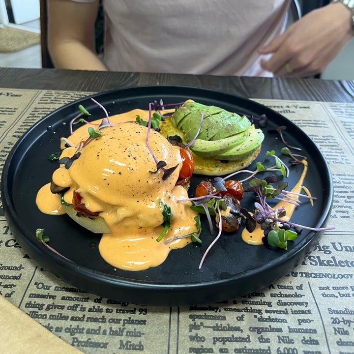 photo of Vegan Streetfood Deli - Obs Eggs Benedict shared by @jessamygraham on  11 Apr 2023 - review