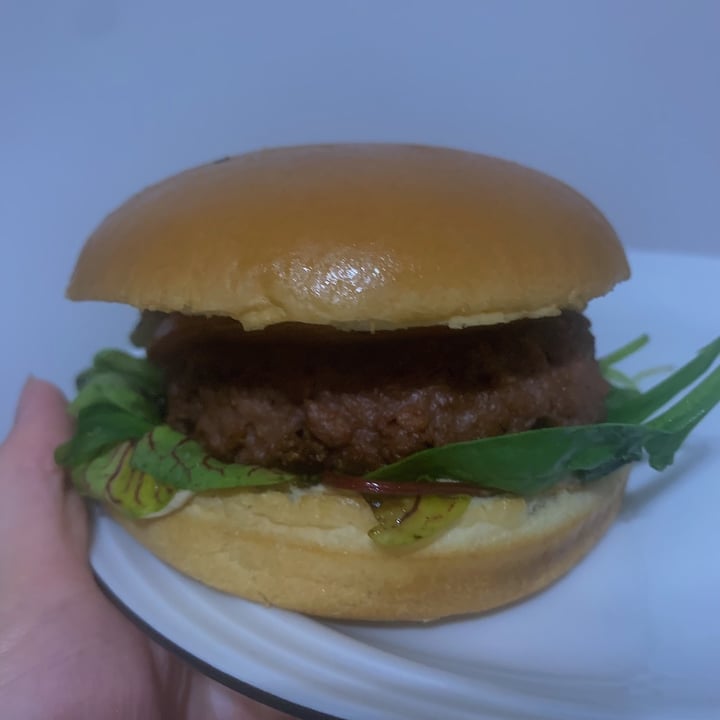 photo of Liquid Unconventional Bar Vegan Burger shared by @vegali99 on  19 Jun 2023 - review