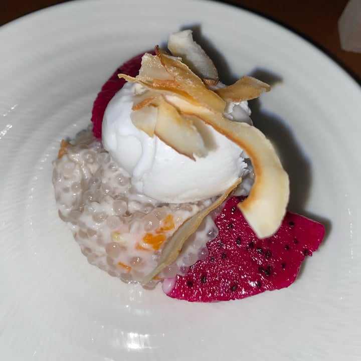 photo of Cuisine Wat Damnak Phnom Penh coconut sorbet with tapioca and dragondfruit shared by @janscaz on  20 Jun 2023 - review