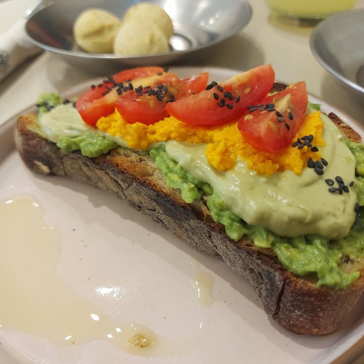 photo of Vica avotoast shared by @veganbandit on  05 May 2023 - review