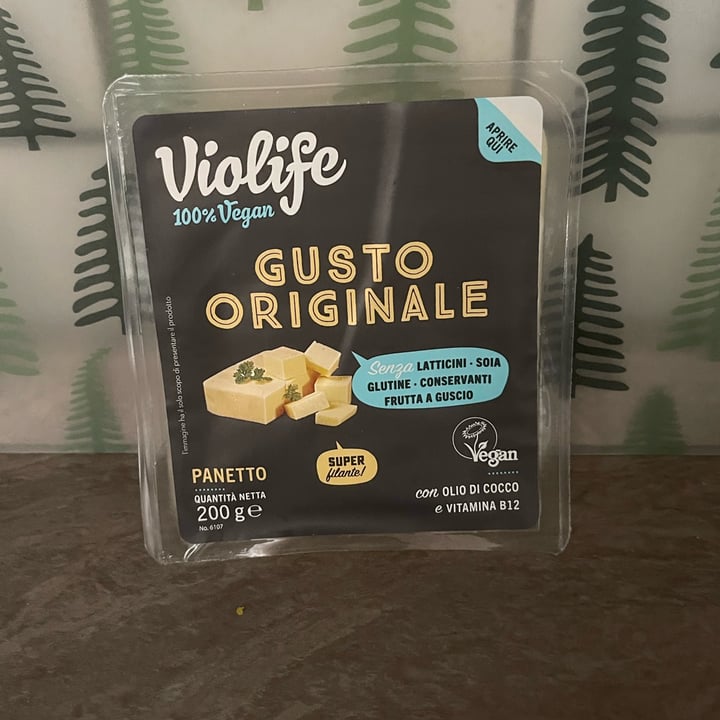 photo of Violife panetto gusto originale shared by @elenaandrea on  25 Jun 2023 - review