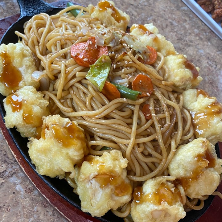 photo of Sushi Ari Japanese Restaurant Tofu Yakisoba shared by @ploopy on  01 Apr 2023 - review