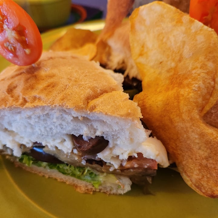 photo of Viva la Pepa Sándwich Vegano shared by @ladyvegan-porelmundo on  25 Feb 2023 - review
