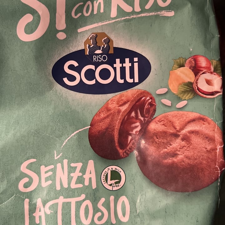 photo of Sì Con Riso frollino ripieno con crema nocciola shared by @lara80 on  09 Jan 2023 - review