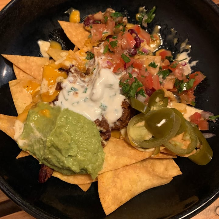photo of FANTASTIC V Nachos fantásticos shared by @elyqs on  27 Feb 2023 - review