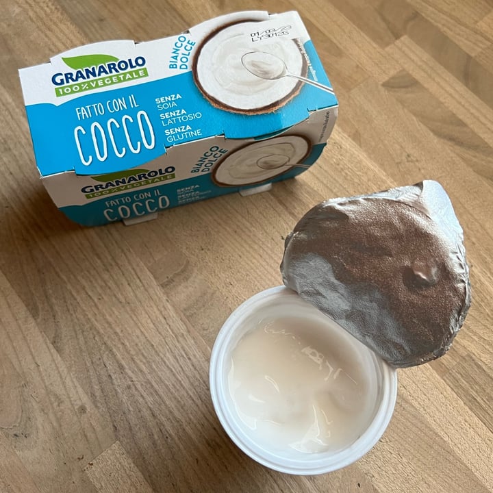 photo of Granarolo Yogurt Di Cocco Bianco Dolce shared by @alessiof91 on  29 Mar 2023 - review