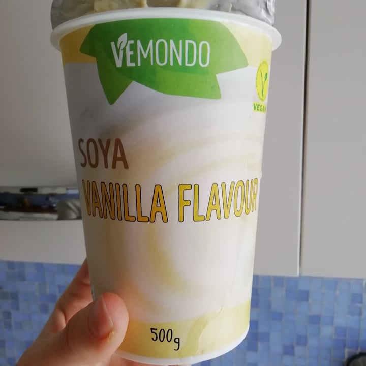 photo of Vemondo  soia vanilla flavour shared by @simonavs on  24 Dec 2022 - review