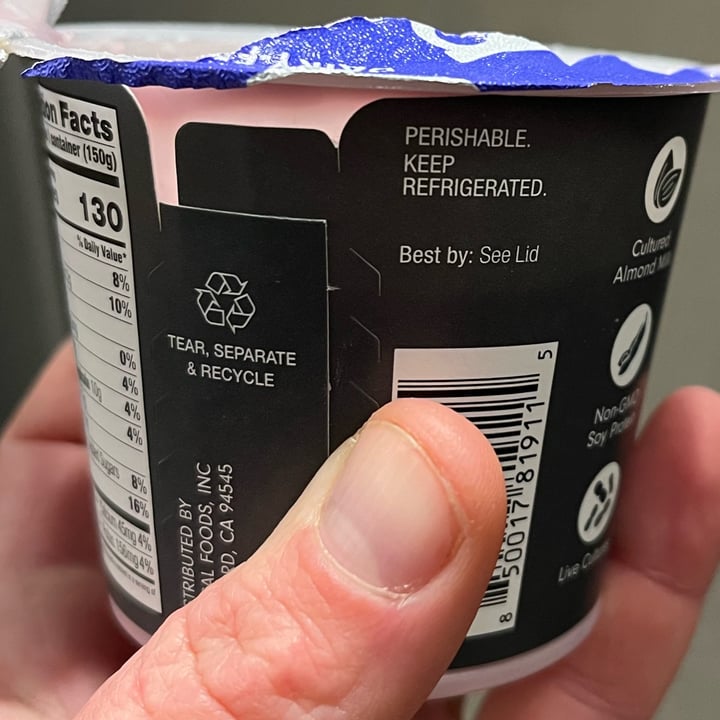photo of Kite Hill Protein Plant-based Yogurt - Blueberry shared by @oshmorethstorm on  27 Dec 2022 - review