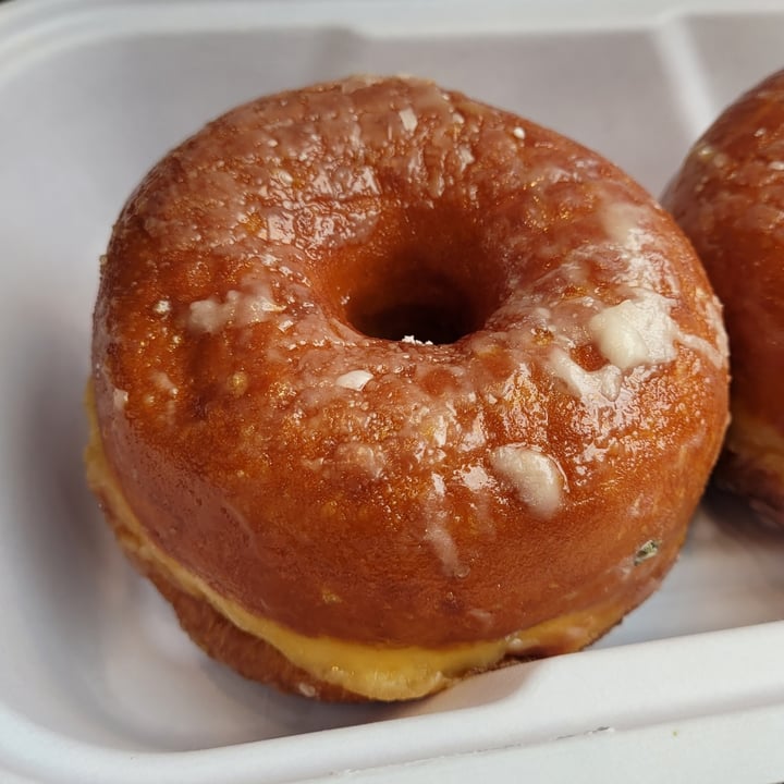photo of DOLLOP COFFEE Raised Glazed Donut shared by @yourfriendjen on  03 Jan 2023 - review