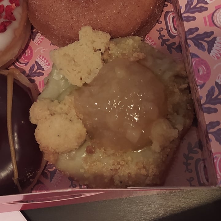 photo of Brammibal's Donuts Apple Pie Donut shared by @bratkart0ffel on  07 May 2023 - review