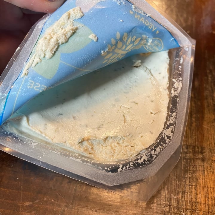 photo of Treeline Cheese Dairy free spreadable cheese goat style garlic and basil shared by @curvycarbivore on  14 Apr 2023 - review