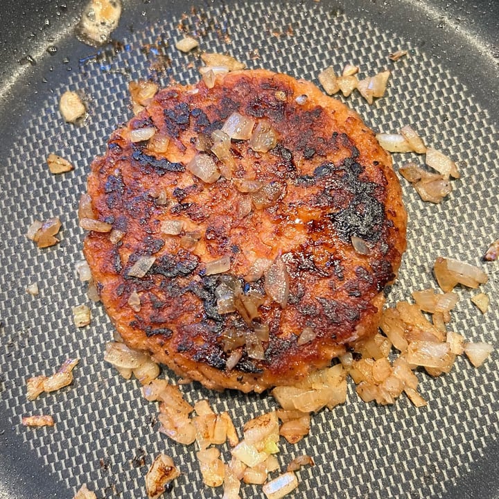 photo of Good Catch Plant Based Salmon Burgers Classic Style shared by @carolbrittx on  11 Apr 2023 - review