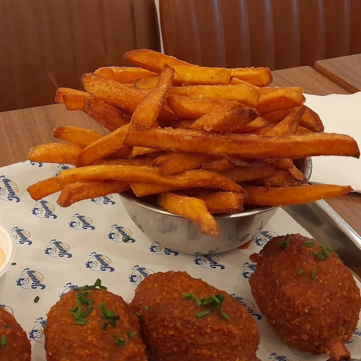 photo of Jimmy's street food Paris sweet potato fries shared by @alice50 on  27 Dec 2022 - review