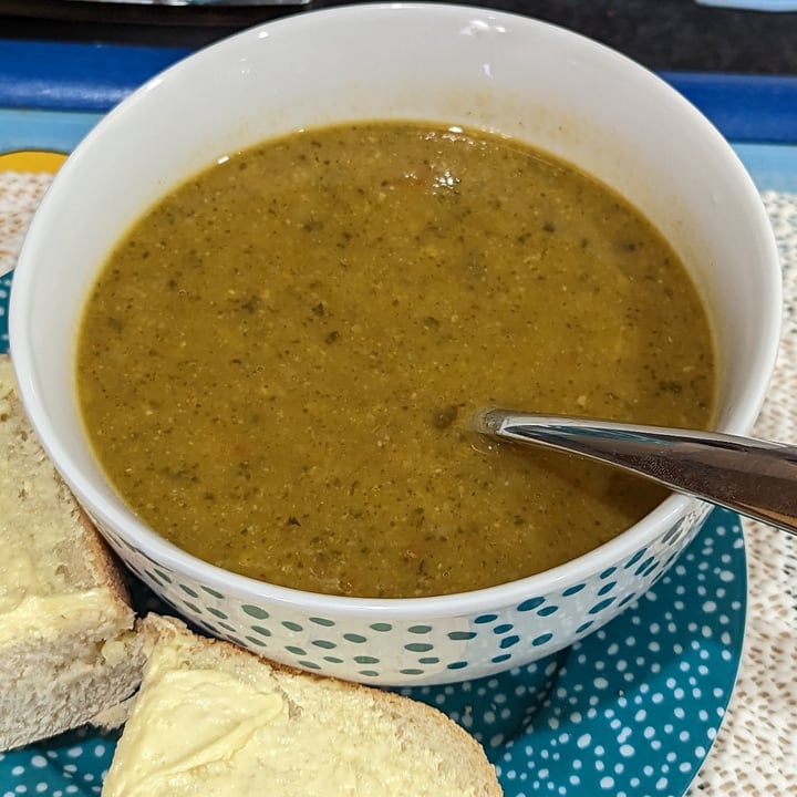 photo of Sainsbury's Love Your Veg Indian Style Cauliflower Potato and Spinach Soup shared by @jondread on  01 Mar 2023 - review