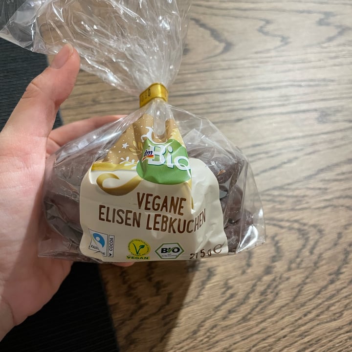 photo of dmBio Vegane Elisen Lebkuchen shared by @vale95 on  17 Dec 2022 - review