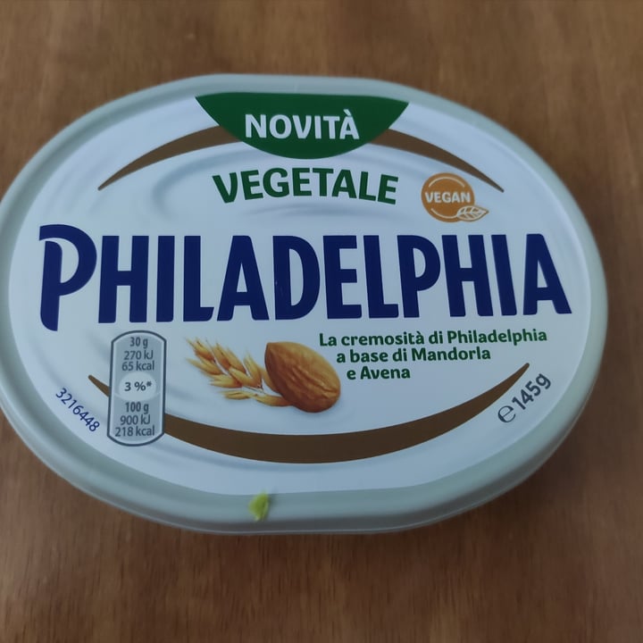 photo of Philadelphia Almond & Oat Based shared by @ziafe on  17 Jun 2023 - review