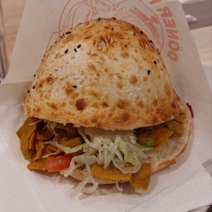 photo of Pizzeria-Kebab Monte Ararat (Vegano / Vegetariano) Panino vöner curry shared by @posataverde on  30 Apr 2023 - review