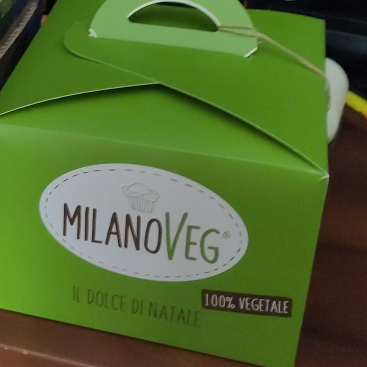 photo of Vegattone Il panettone vegano artigianale italiano  shared by @chiarado on  07 Jan 2023 - review