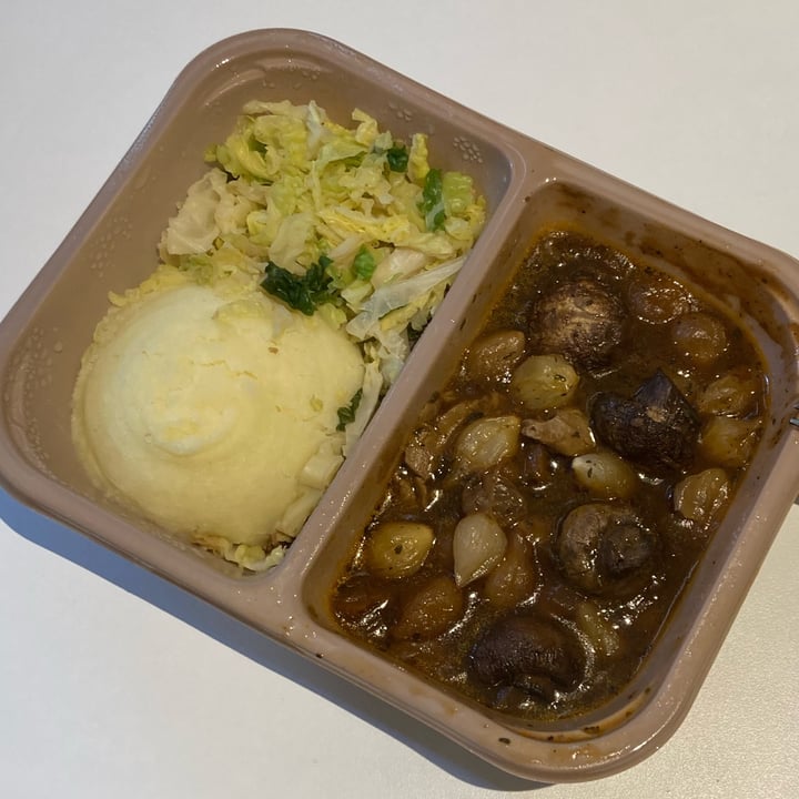 photo of plant living no beef bourguignon with mash shared by @miyukudo on  07 Jan 2023 - review