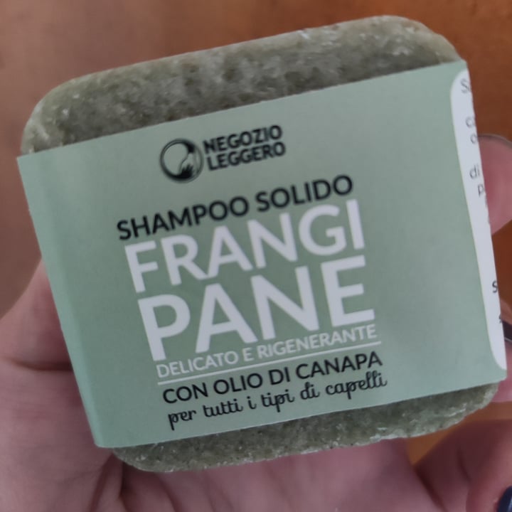 photo of Negozio Leggero shampoo frangipane shared by @natasciad on  10 Apr 2023 - review
