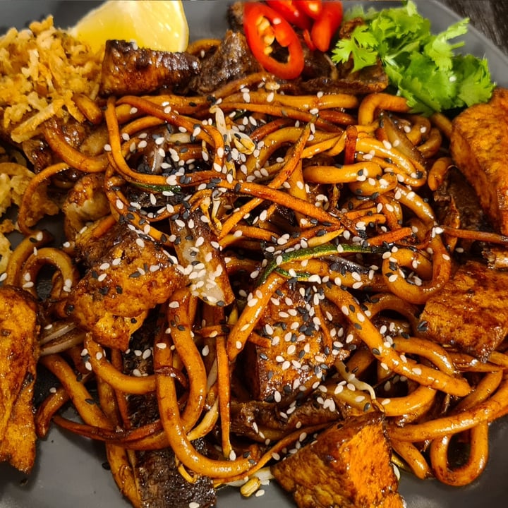 photo of Linh's Vegan Corner Black Magic Udon shared by @arip30 on  30 Jun 2023 - review