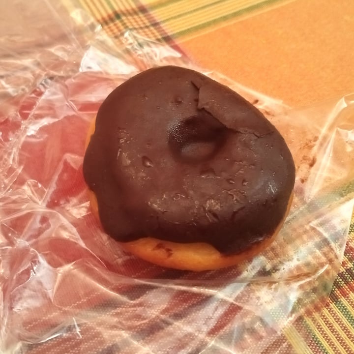 photo of La Huerta de Amy Donut con chocolate negro shared by @titoherbito on  16 May 2023 - review