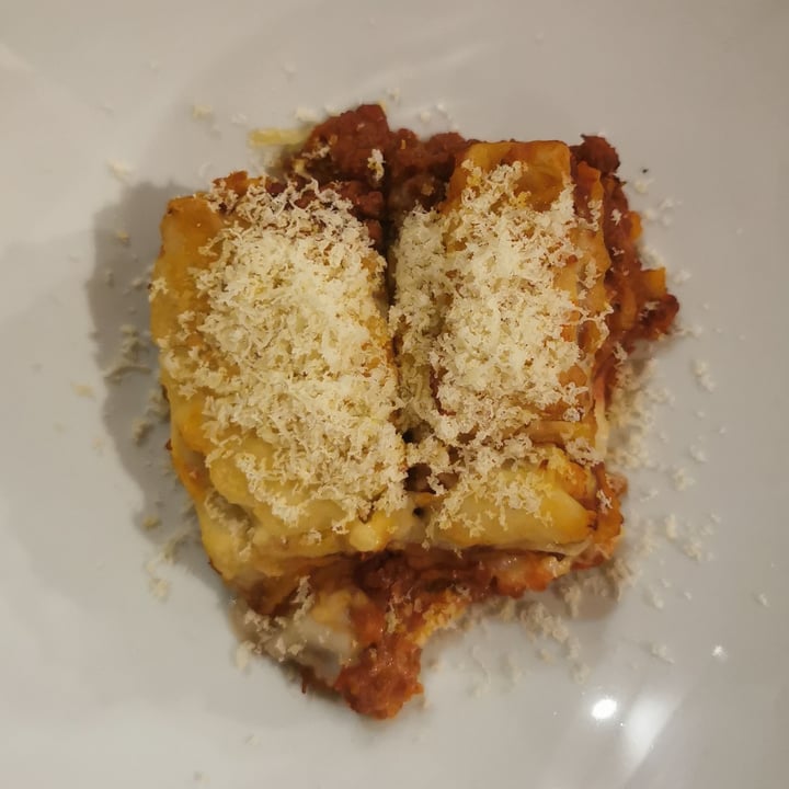 photo of La Società dei Carbonari lasagna vegana shared by @posataverde on  22 May 2023 - review