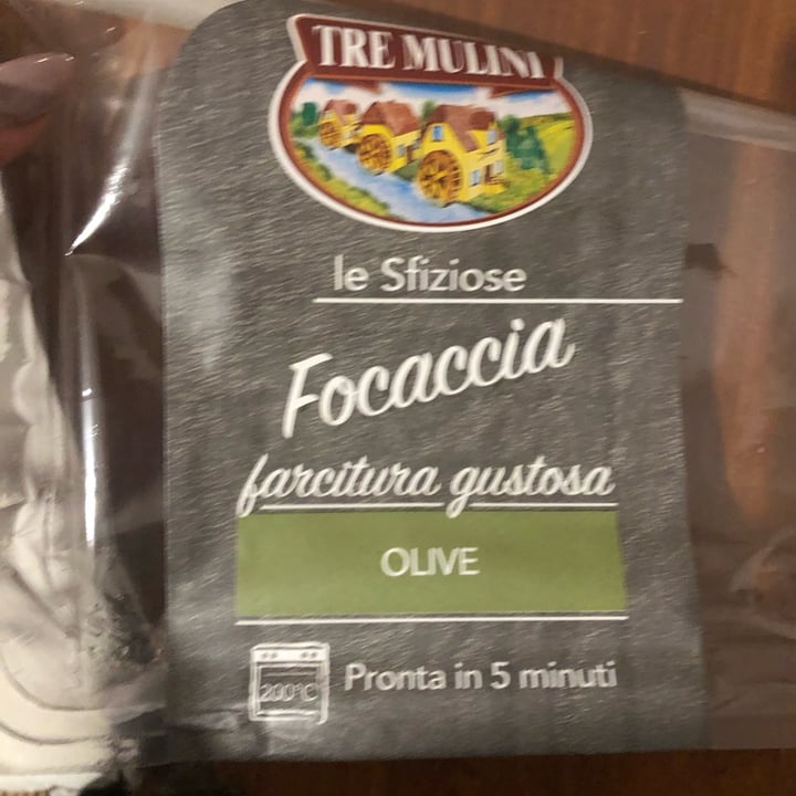 photo of Tre Mulini Focaccia con olive shared by @seitansistah on  07 Jul 2023 - review