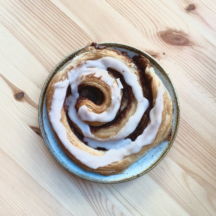 photo of Kaf Cinnamon Roll shared by @ktanith on  13 Apr 2023 - review