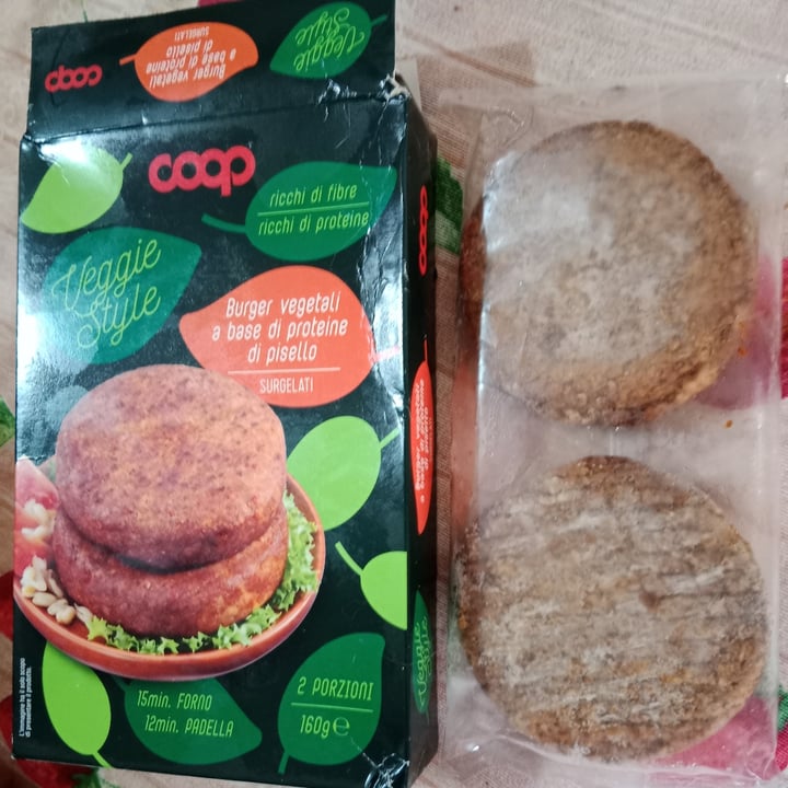 photo of Veggie Style (COOP) Burger a base di proteine del pisello shared by @lauragiovani on  04 May 2023 - review