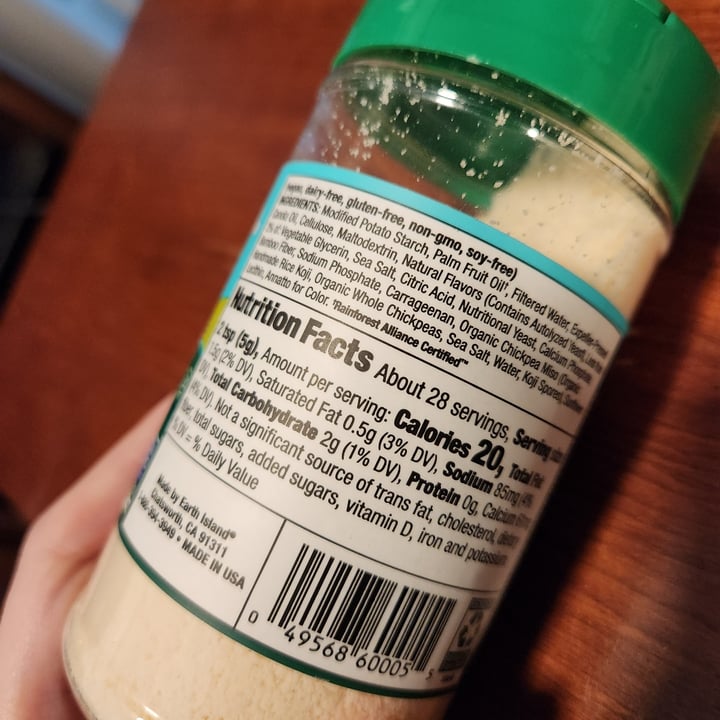 photo of Follow Your Heart Dairy-Free Parmesan Grated Cheese shared by @lizzib on  27 Feb 2023 - review