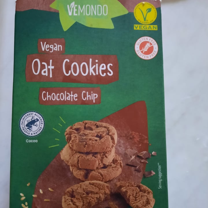 photo of Vemondo Vegan Oat Cookies Chocolate Chip shared by @naturalmentedaniela on  02 Aug 2023 - review