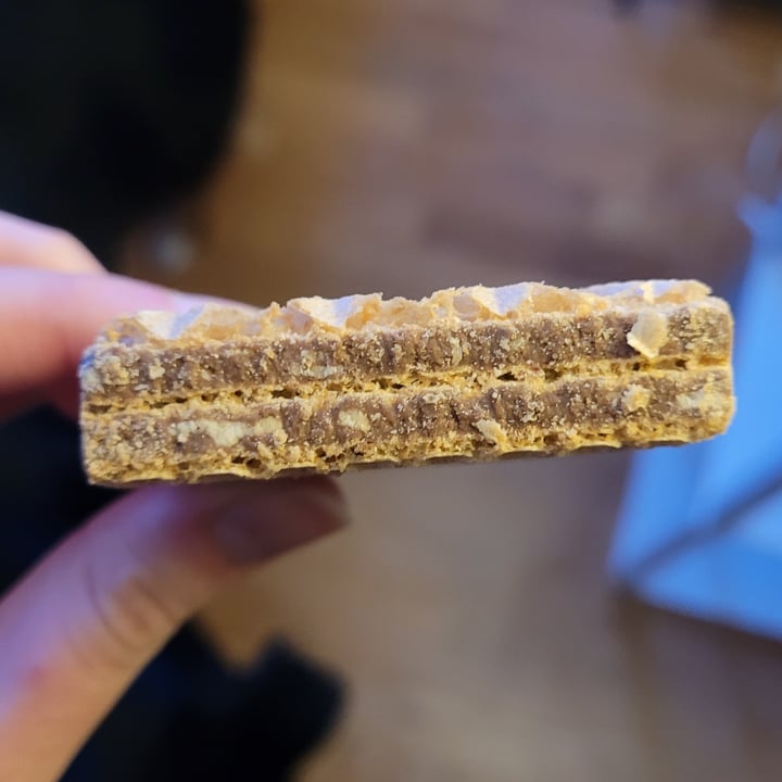photo of Rip Van Chocolate Hazelnut Wafers shared by @yourfriendjen on  29 Dec 2022 - review