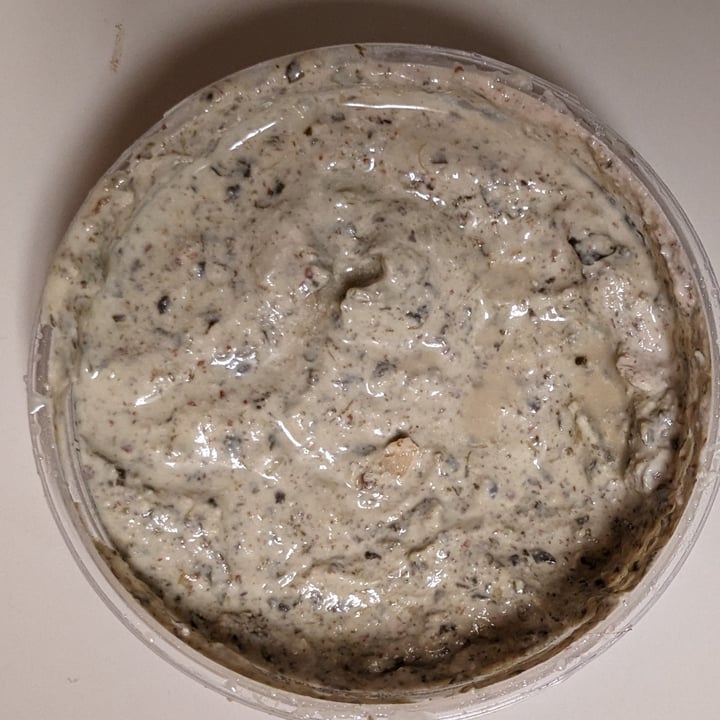 photo of Bitchin' Sauce Spinach Artichoke 'This dip is nuts!' shared by @kristikrum on  24 Jul 2023 - review
