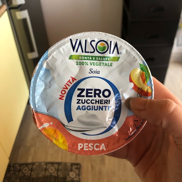 photo of Valsoia yogurt zero zuccheri pesca shared by @spazioverdegreen on  14 May 2023 - review