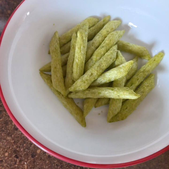 photo of Calbee Harvest Snaps Baked Pea Crisps shared by @ronelle on  28 Jun 2023 - review