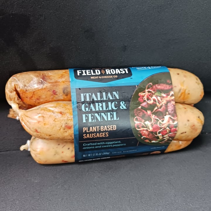 photo of Field Roast Italian Garlic & Fennel shared by @heartartichokehearts on  29 Apr 2023 - review