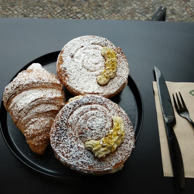 Photo of the dish “girella al pistacchio”