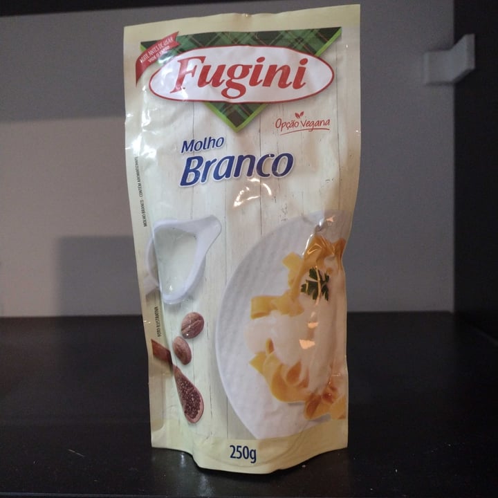 photo of Fugini fugini molho branco shared by @nedinedis on  18 Jun 2023 - review