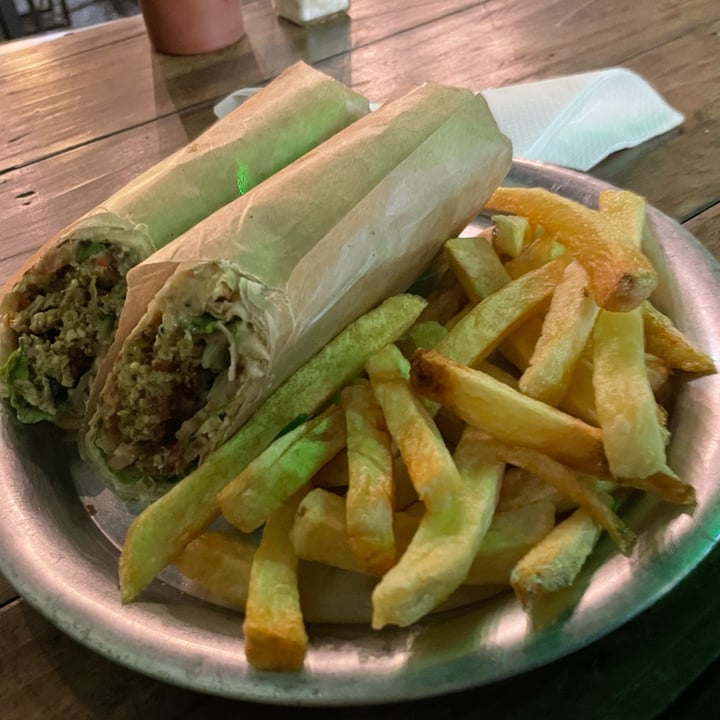 photo of Kebab House Wrap De Falafel shared by @lucaseggi on  20 Apr 2023 - review