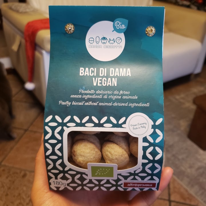 photo of Banda Biscotti Baci Di Dama Vegan shared by @tercorb on  06 Jan 2023 - review