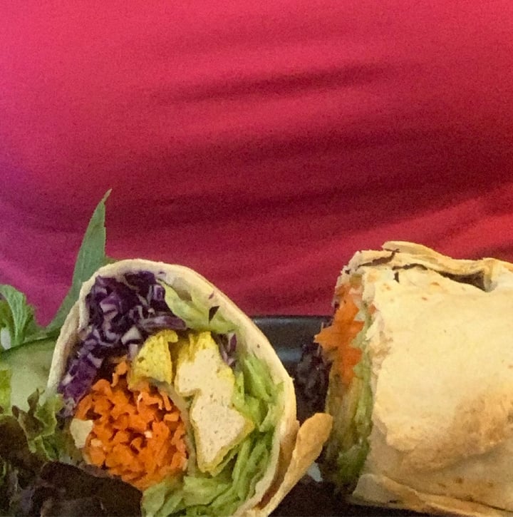 photo of VEGANERIE Concept Satay tofu wrap shared by @aninatroya on  05 Apr 2023 - review