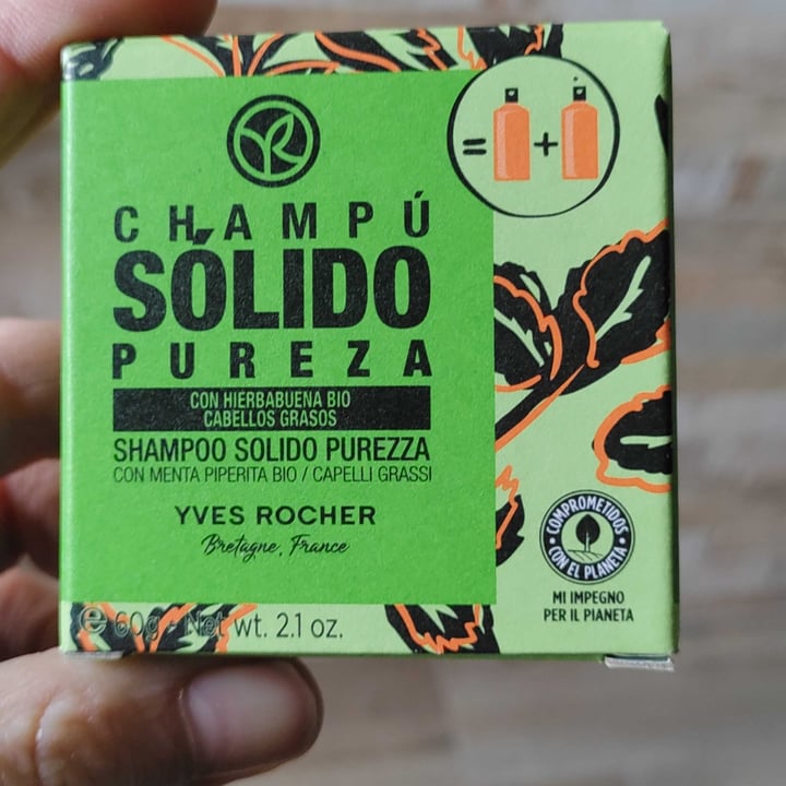 photo of Yves rocher Shampoo Solido Purezza shared by @lavalecolo on  06 Mar 2023 - review