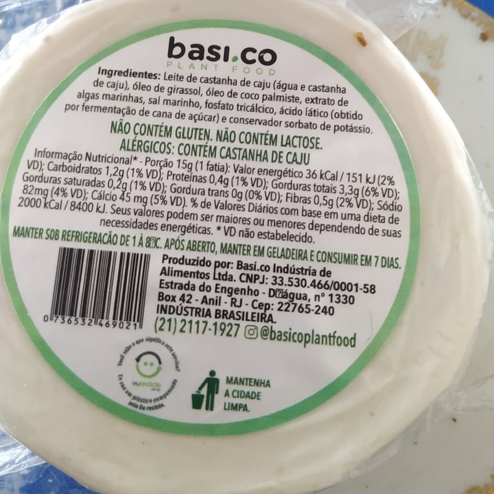 photo of Básico Plant Food Queijo frescal de plantas shared by @fabyservilha on  05 Mar 2023 - review