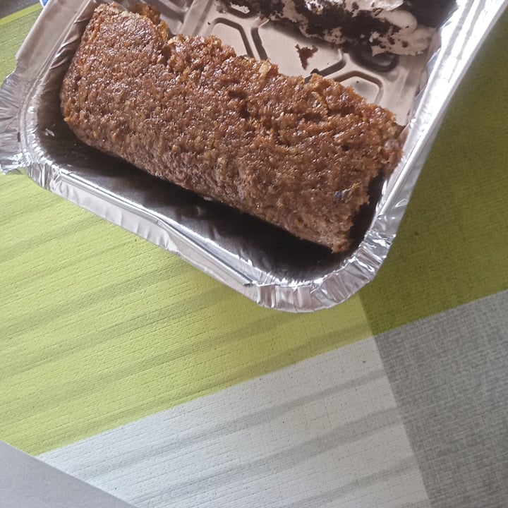 photo of La Petita Vegana Carrot cake shared by @villacampa on  25 Apr 2023 - review