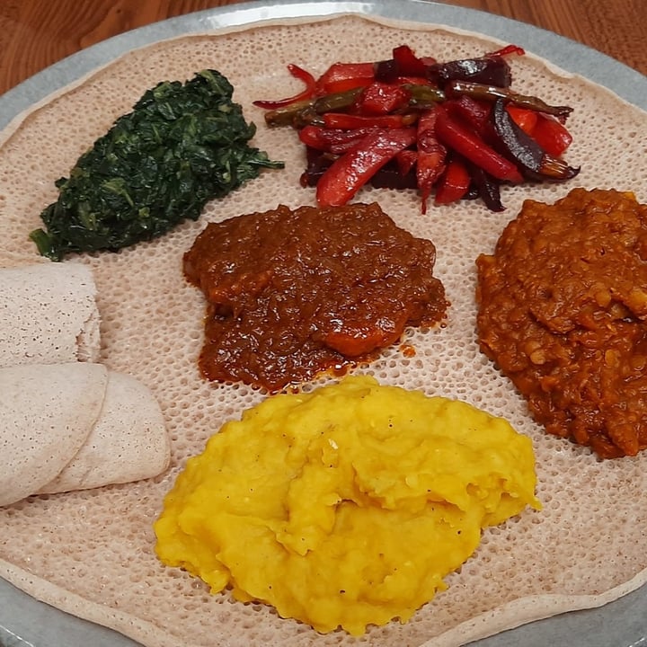 photo of Gojo Ethiopian Eatery Beyanetu shared by @polskiwi on  02 Aug 2023 - review
