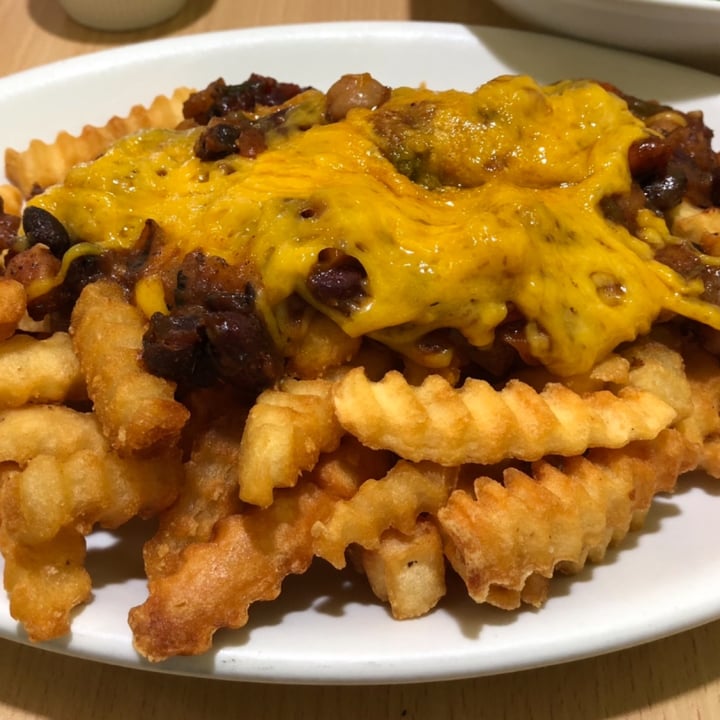 photo of Loving Cafe chili cheeze fries shared by @myblissfuljourney on  16 Jun 2023 - review