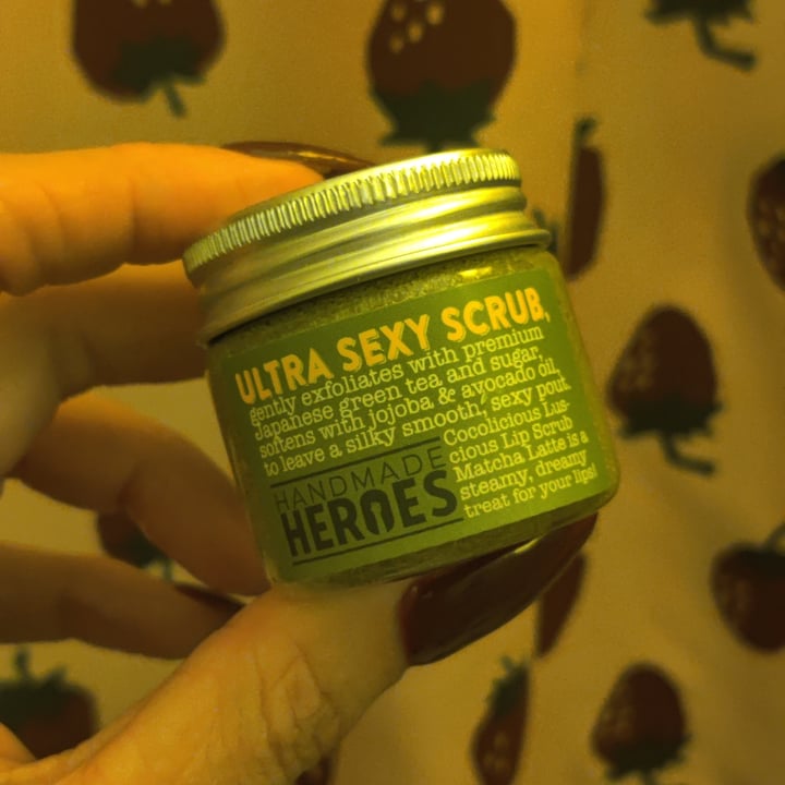 photo of Handmade Heroes cocolicious luscious lip scrub - matcha latte shared by @pigeonsformiles on  30 Dec 2022 - review